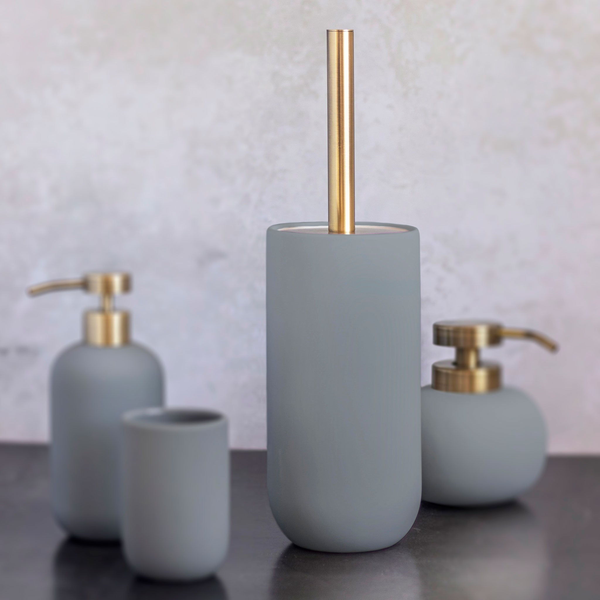 Tualetes birstes turētājs LOTUS