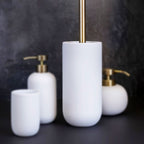 Tualetes birstes turētājs LOTUS