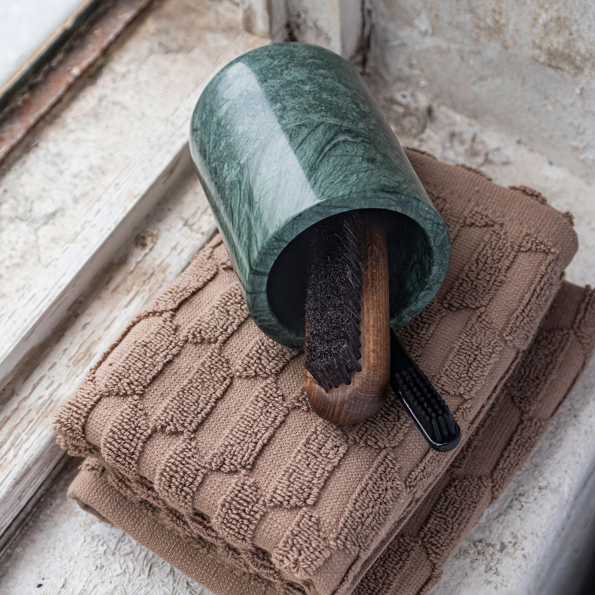 Zobu birstes turētājs MARBLE