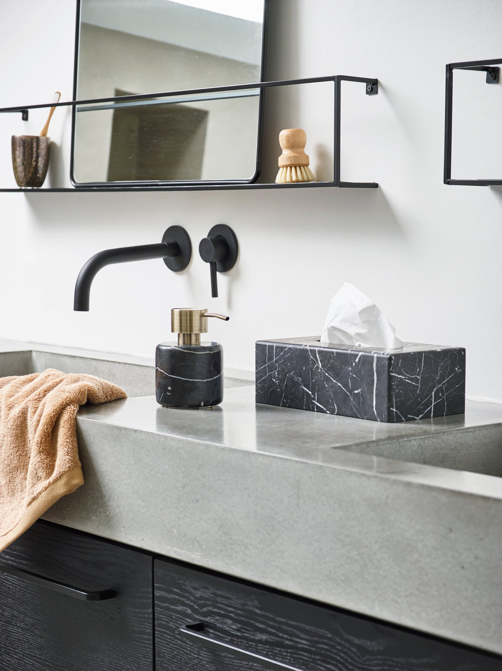 Ziepju dozators Nero